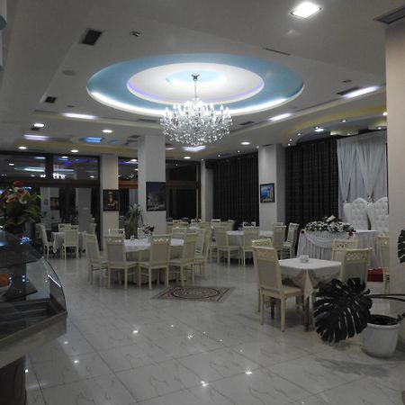 Hotel 3 Vellezerit Durres Exterior photo